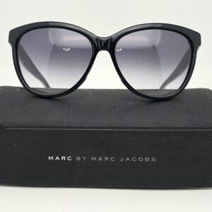 Marc Jacobs MMJ411/S Black Frame Grey Gradient Lens Cat Eye Sunglasses w/ Case